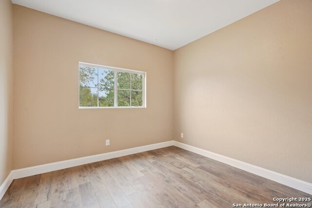 Image 27 of 43 For 167 Hopi  