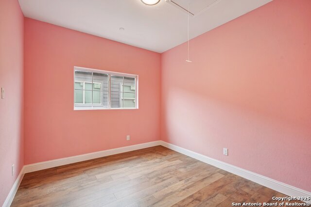 Image 29 of 43 For 167 Hopi  