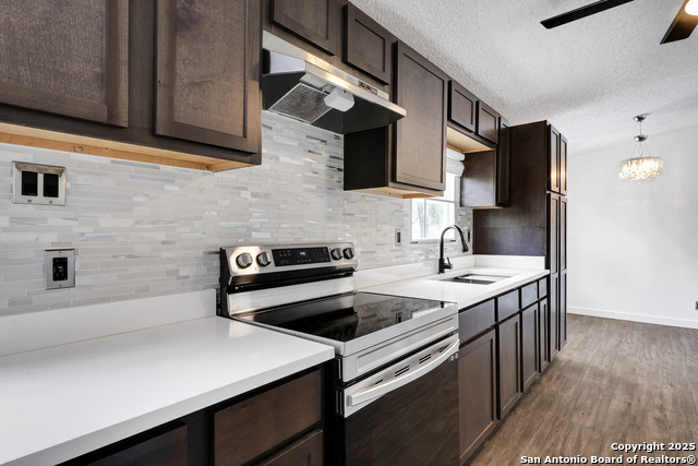 Image 12 of 30 For 5107 Savannah Chase