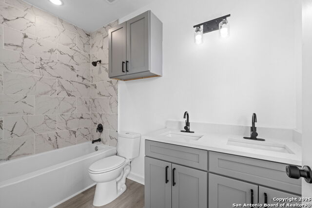 Image 12 of 30 For 627 Olive St, #101,201 S