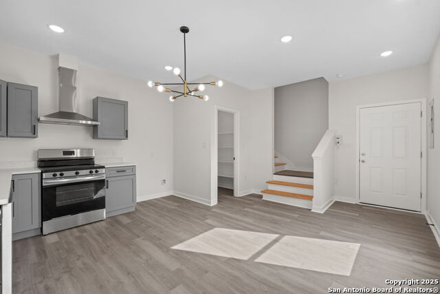 Image 15 of 30 For 627 Olive St, #101,201 S