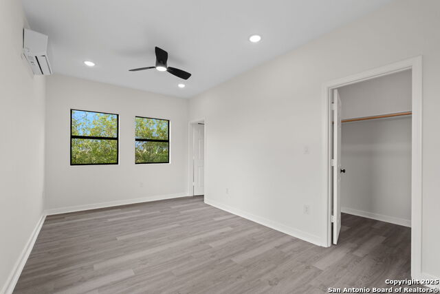 Image 23 of 30 For 627 Olive St, #101,201 S