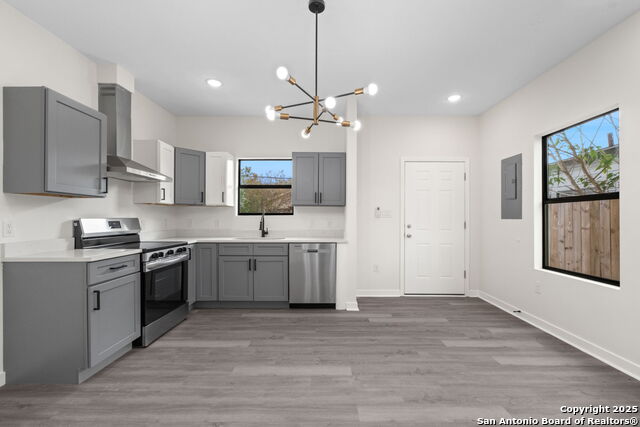 Image 5 of 30 For 627 Olive St, #101,201 S