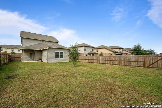 Image 20 of 21 For 11307 White Tip