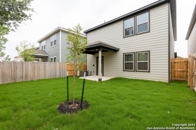 Image 26 of 28 For 6806 Prue 28