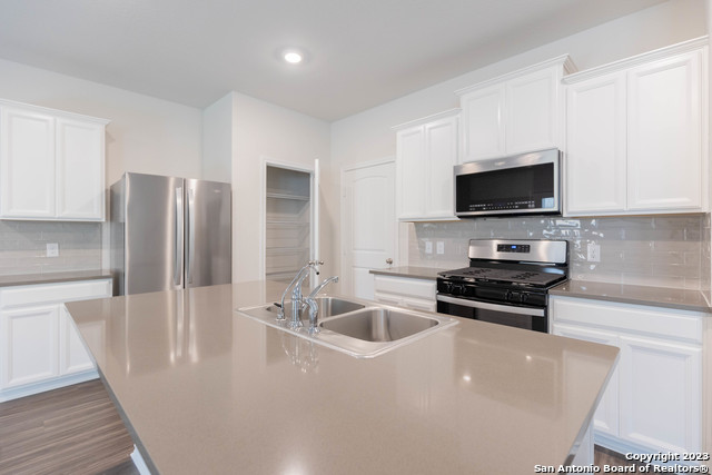 Image 7 of 28 For 6806 Prue 28