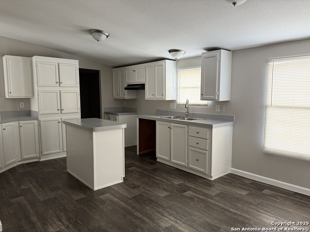 Image 13 of 23 For 523 Mansfield