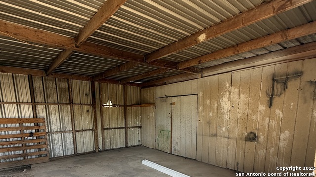 Image 23 of 23 For 523 Mansfield