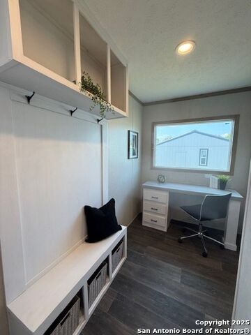 Image 7 of 11 For 15966 Flores Curve