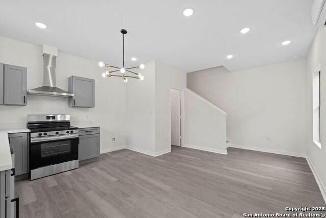 Image 3 of 30 For 627 Olive St, #102,202 S