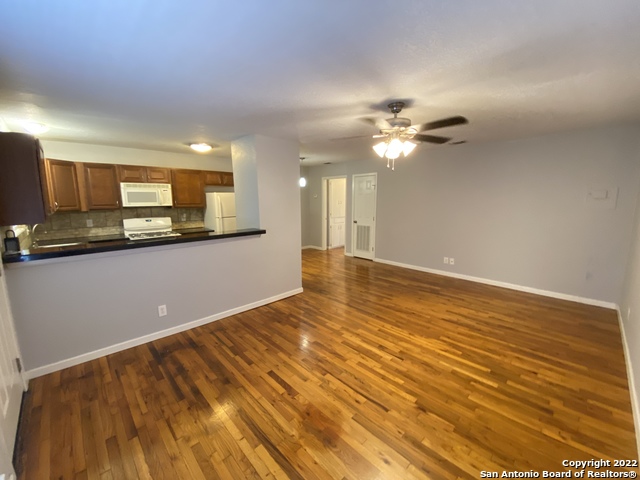 Image 2 of 10 For 211 Natalen Ave 210