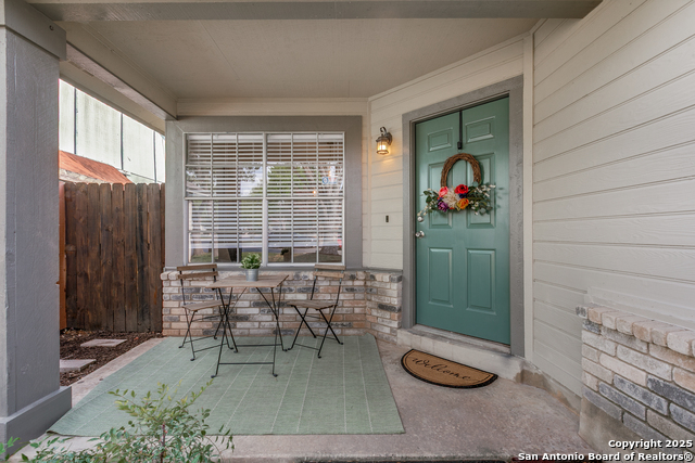 Image 2 of 15 For 10052 Woodtrail