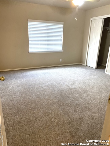 Image 13 of 16 For 226 Maidstone Cove