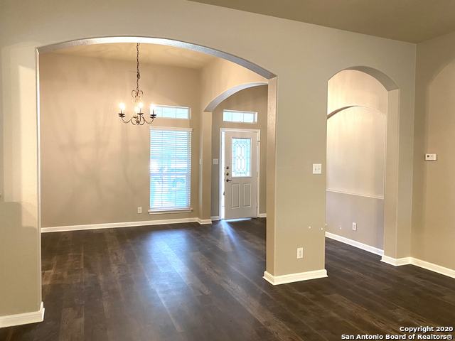 Image 5 of 16 For 226 Maidstone Cove