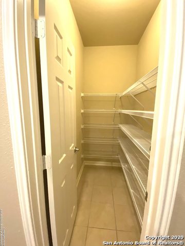 Image 8 of 16 For 226 Maidstone Cove