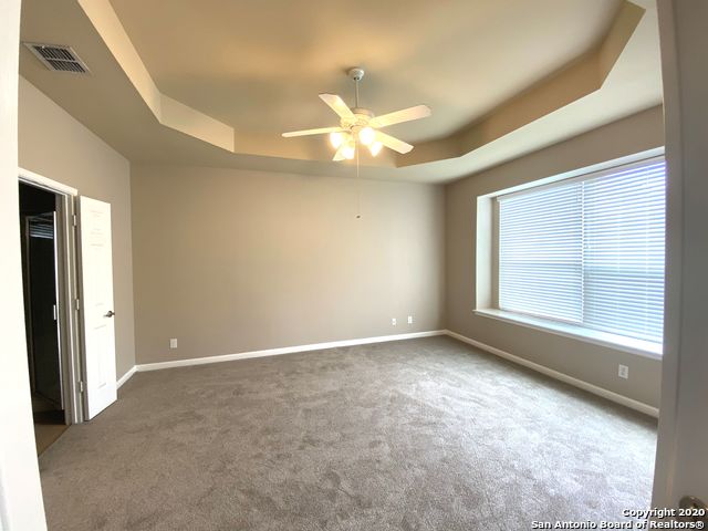 Image 9 of 16 For 226 Maidstone Cove