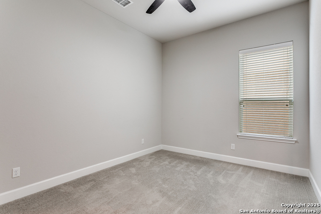 Image 15 of 25 For 3038 Glen Hollow