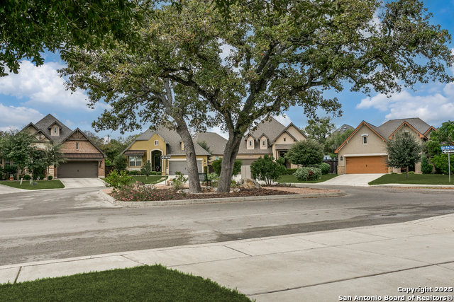 Image 3 of 25 For 3038 Glen Hollow