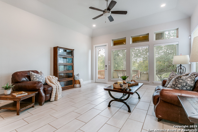 Image 7 of 25 For 3038 Glen Hollow