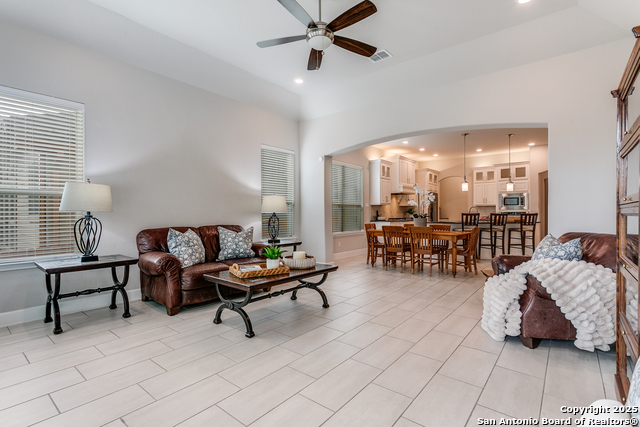 Image 8 of 25 For 3038 Glen Hollow