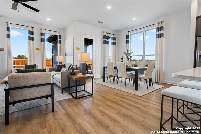 Image 10 of 28 For 12130 Vista Rim