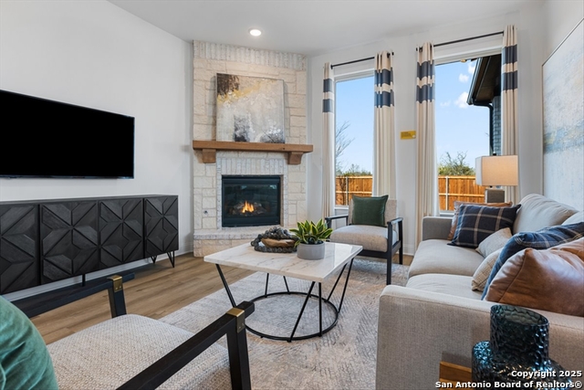 Image 13 of 28 For 12130 Vista Rim