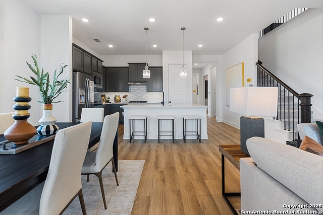 Image 6 of 28 For 12130 Vista Rim