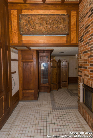 Image 10 of 60 For 11702 British Arms