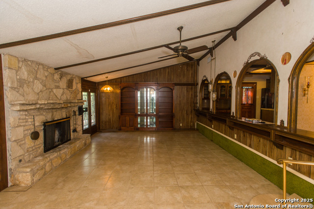 Image 23 of 60 For 11702 British Arms