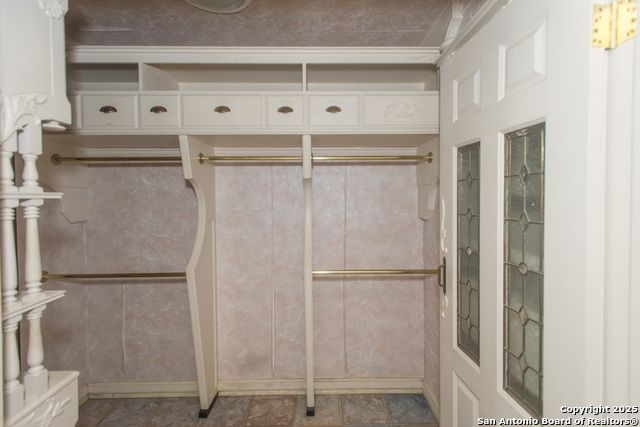 Image 25 of 60 For 11702 British Arms