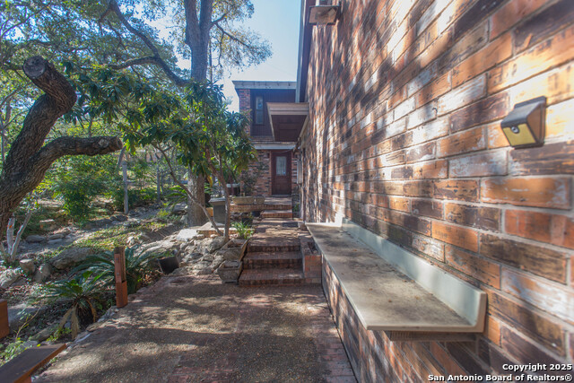 Image 44 of 60 For 11702 British Arms