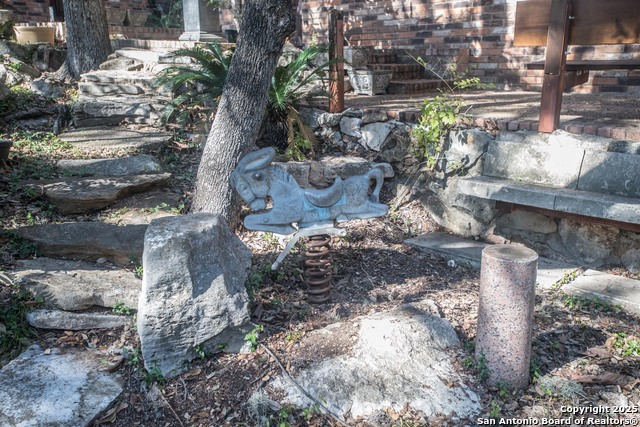 Image 45 of 60 For 11702 British Arms