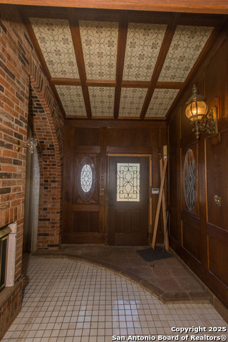 Image 8 of 60 For 11702 British Arms