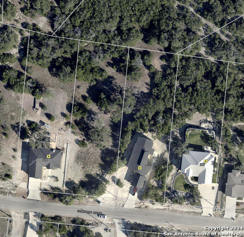 Listing photo id 1 for 410 Compass Rose