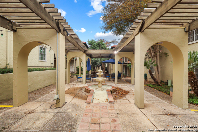 Image 16 of 18 For 66 Brees Blvd. 24b