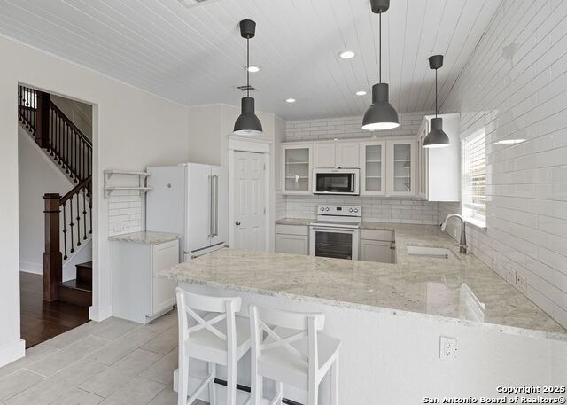 Image 12 of 29 For 6323 Myrtle  