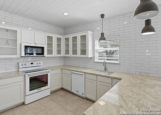 Image 13 of 29 For 6323 Myrtle  