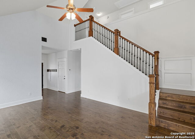 Image 6 of 29 For 6323 Myrtle  