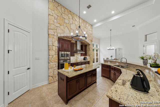 Image 10 of 31 For 23 Winthrop Downs