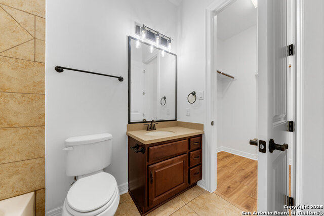 Image 20 of 31 For 23 Winthrop Downs