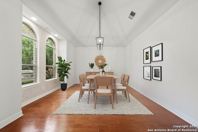 Image 3 of 31 For 23 Winthrop Downs