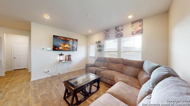 Image 14 of 49 For 4021 Lilac Path