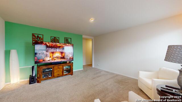 Image 21 of 49 For 4021 Lilac Path