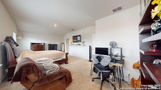 Image 39 of 49 For 4021 Lilac Path