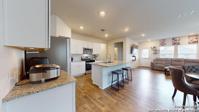 Image 4 of 49 For 4021 Lilac Path