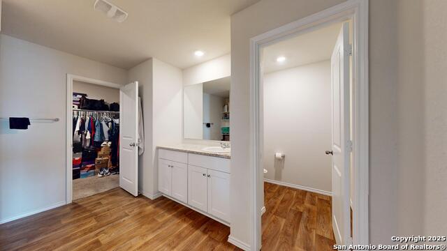 Image 40 of 49 For 4021 Lilac Path