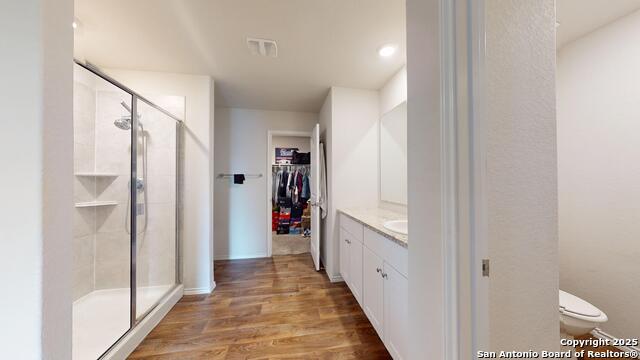 Image 41 of 49 For 4021 Lilac Path