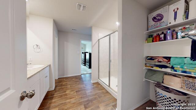 Image 42 of 49 For 4021 Lilac Path