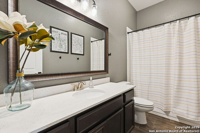 Listing photo id 20 for 390 Nightshade