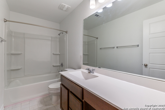 Image 20 of 24 For 11205 Plaudit